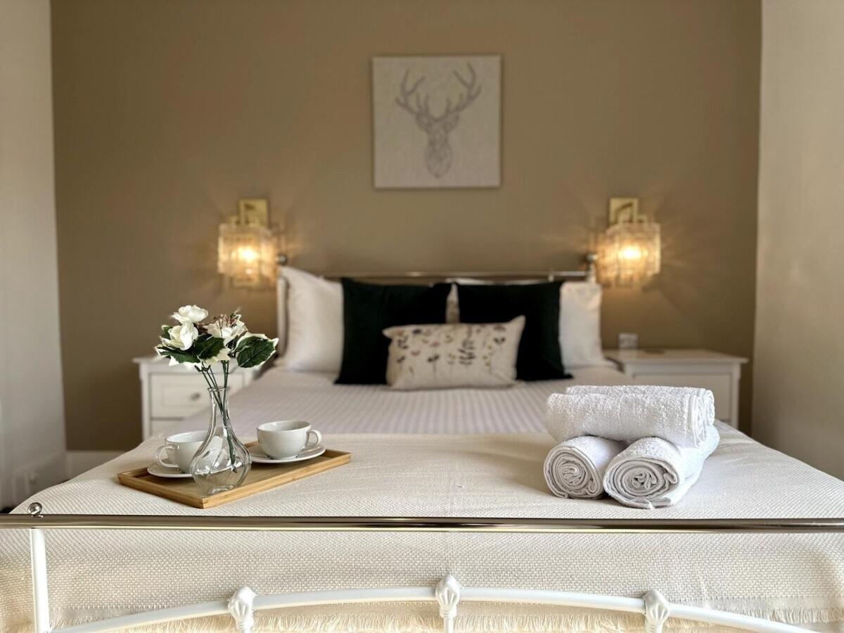 Deluxe Stays @ Libra Spaces Кингстон-апон-Халл Номер фото
